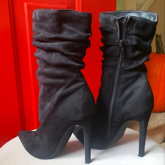 Suede Boots - Picture 2 of 3